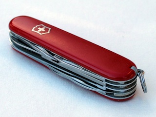 چاقوی سوئیسی 