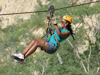 زیپ لاینینگ