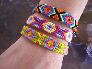 دستبند دوستی