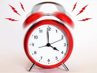 ساعت شماطه دار