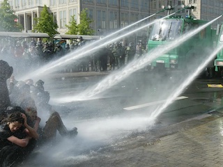 ماشین آبپاش