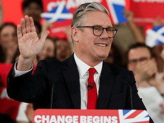 پیروزی استارمر