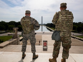 نظامیان در واشنگتن