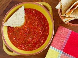 چیپس و سالسا