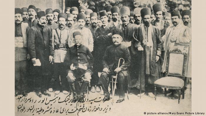 فاتحان تهران در دوران مشروطه. سپهدار اعظم، محمد ولی تنکابنی به همراه سردار اسعد، وزیر داخله و از ر