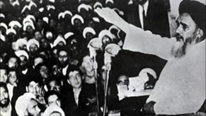 مخالفت آیتالله خمینی با حق رای زنان